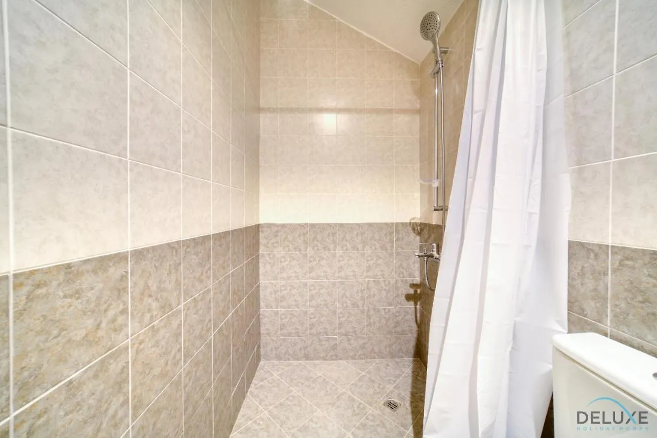Apartment Exclusive Deal! Luxury 4Br Villa On Al Dana Island By Deluxe Holiday Homes Fujairah United Arab Emirates